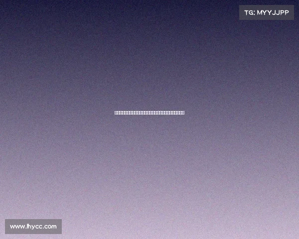 热刺纽卡比赛看台上韩国艺人模仿酷玩乐队观众出轨事件引热议